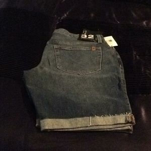 Men joe’s denim shorts